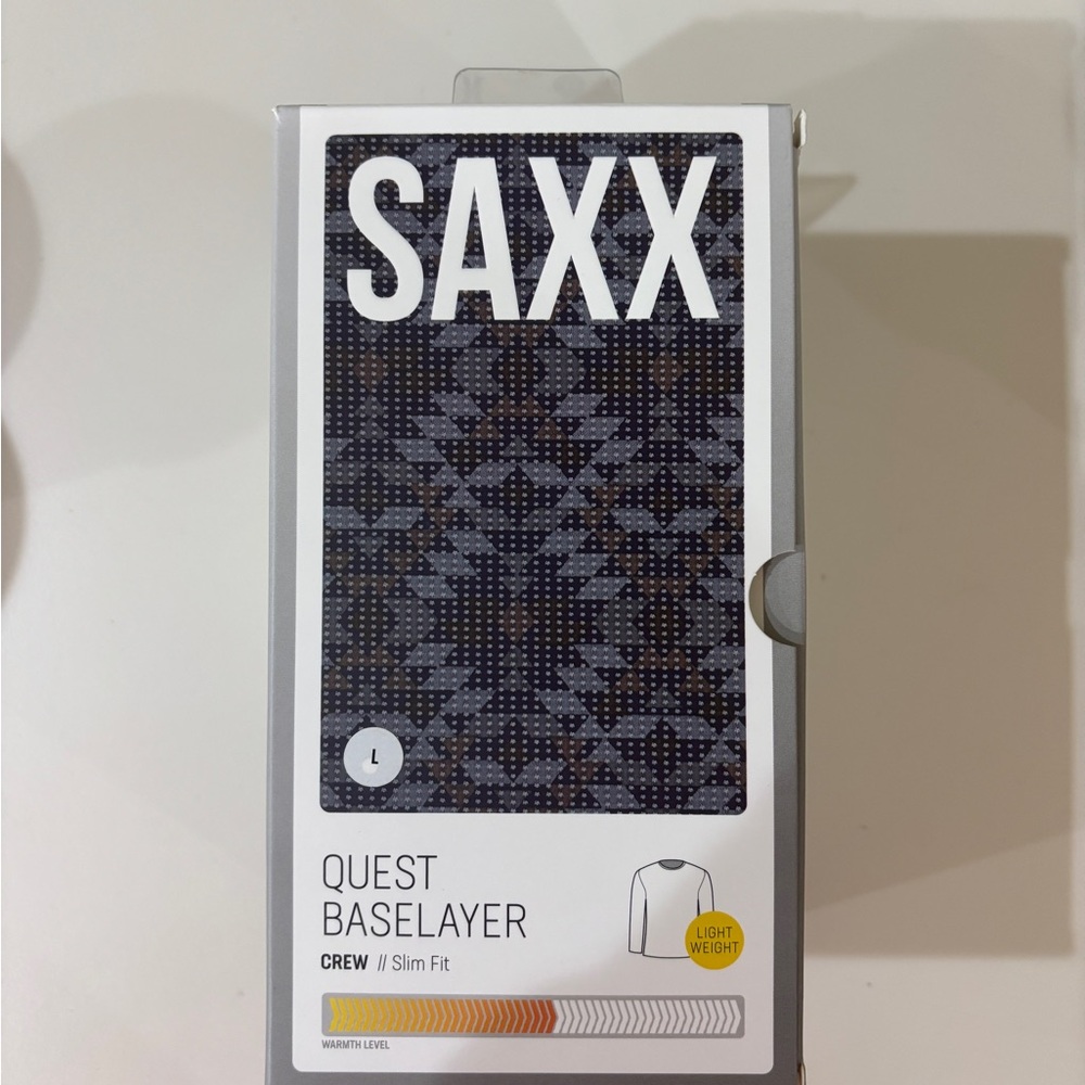 Saxx Men’s Layering Warm Crew Top in Black and Gray ‘ LARGE or MEDIUM Available